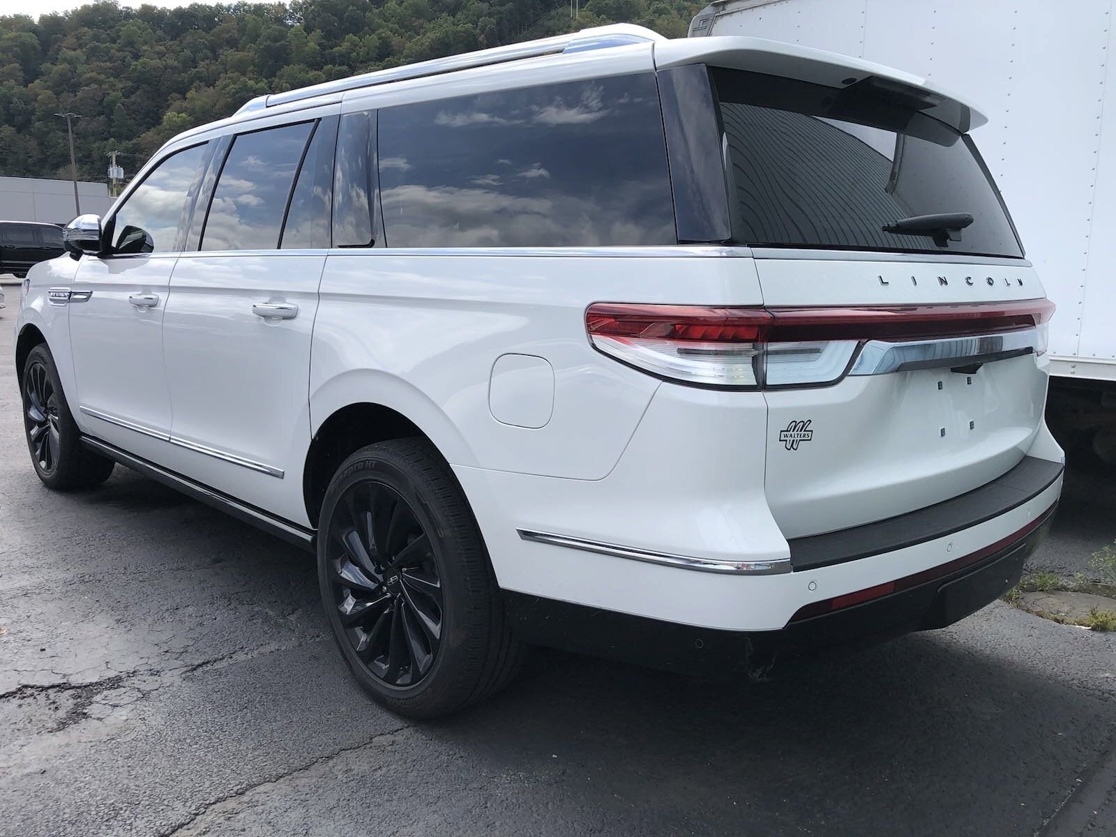 2022 Lincoln Navigator L Black Label