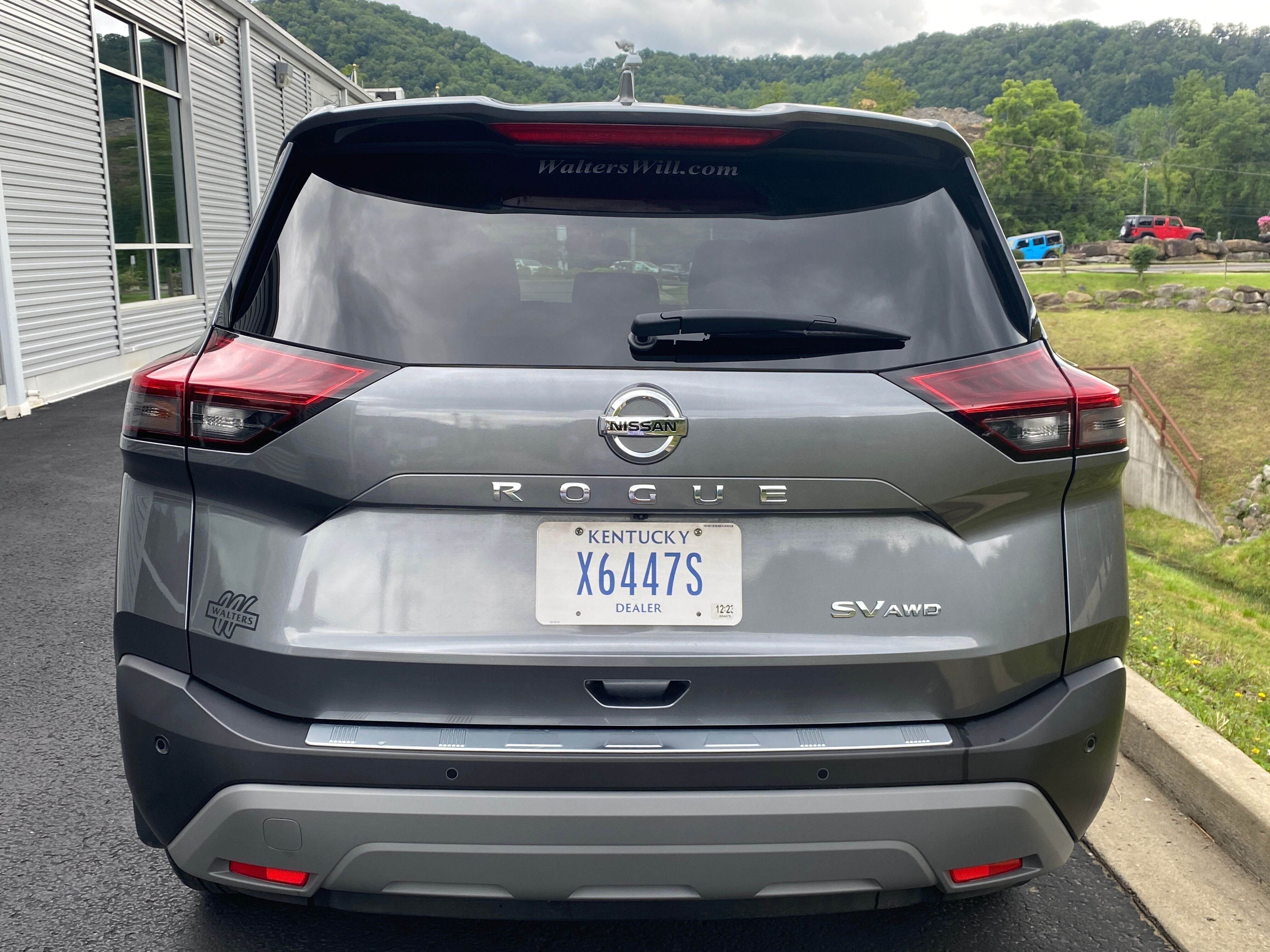 2021 Nissan Rogue SV