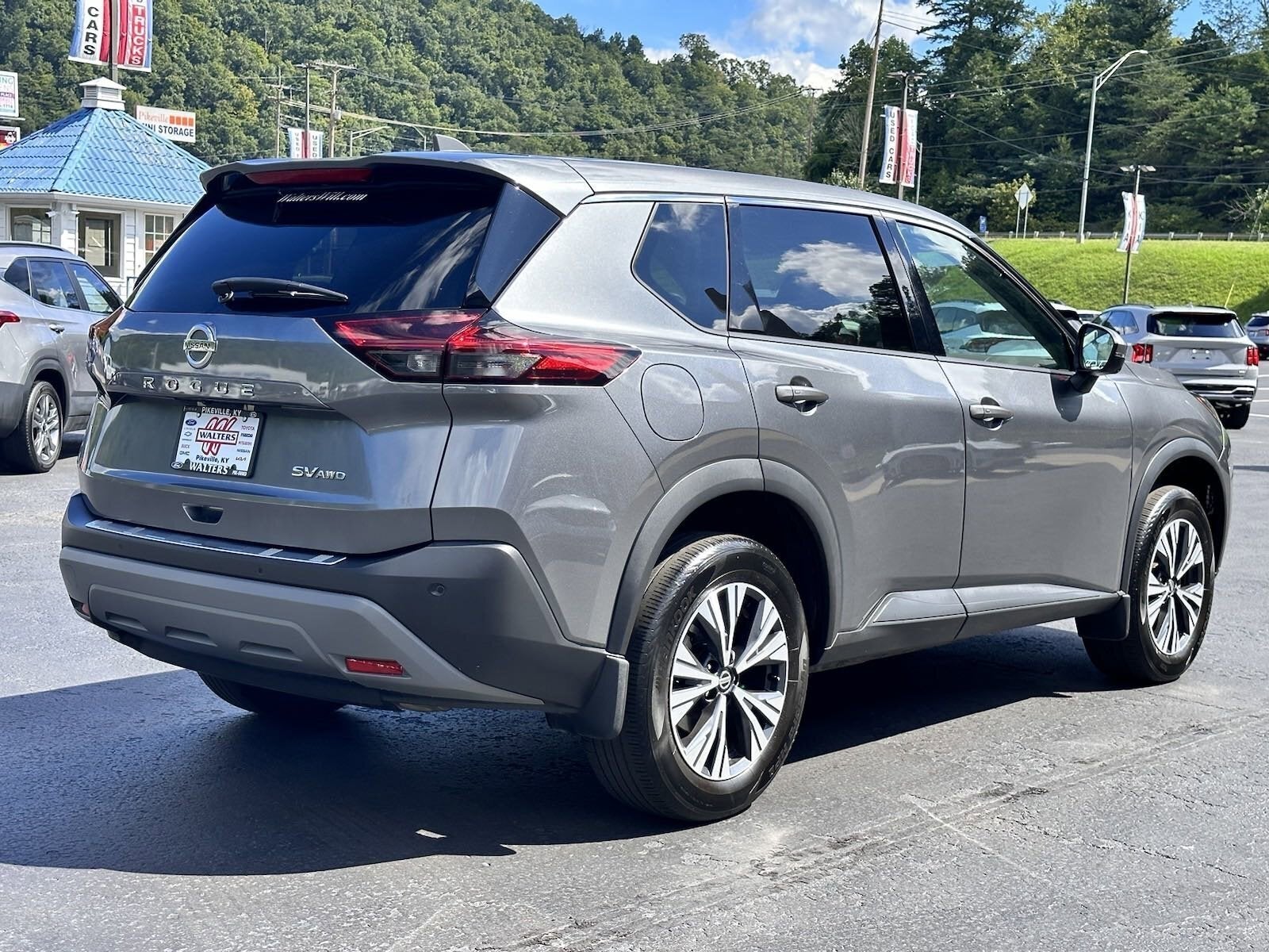 2021 Nissan Rogue SV