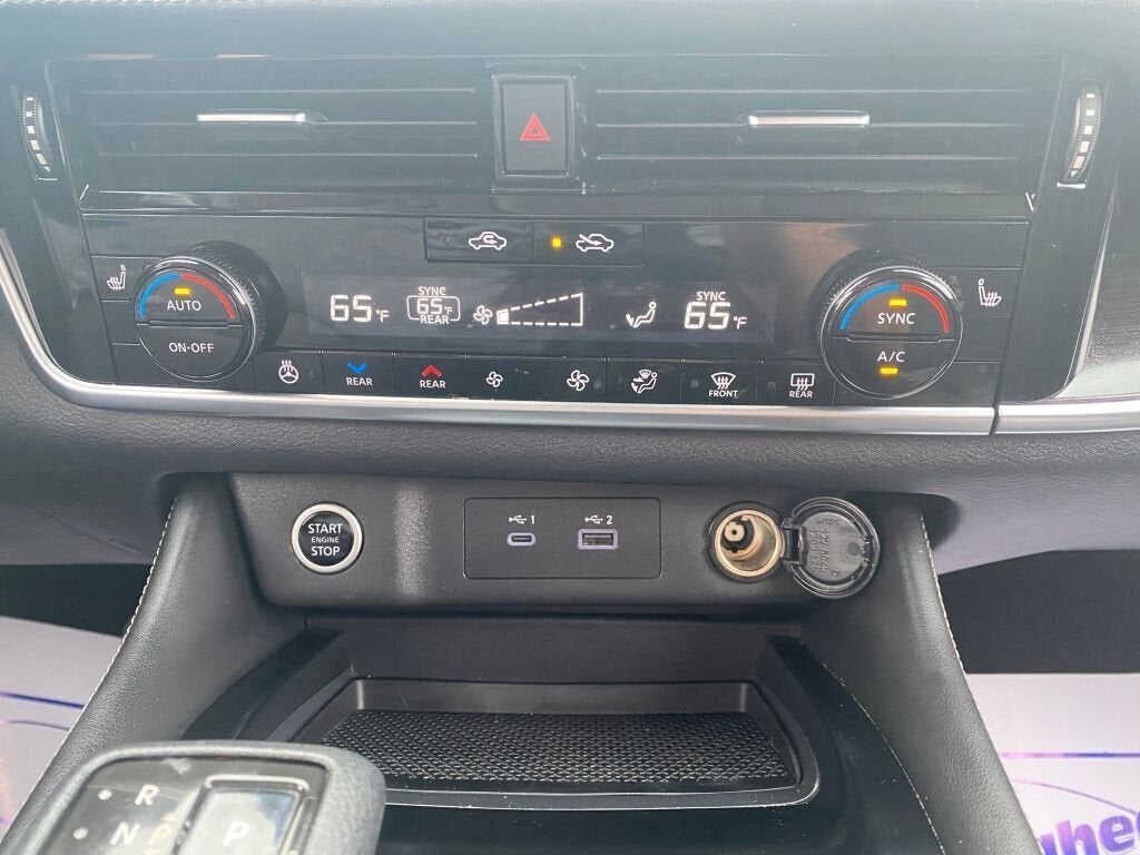 2021 Nissan Rogue SL