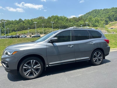 2020 Nissan Pathfinder Platinum