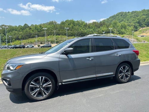 2020 Nissan Pathfinder Platinum