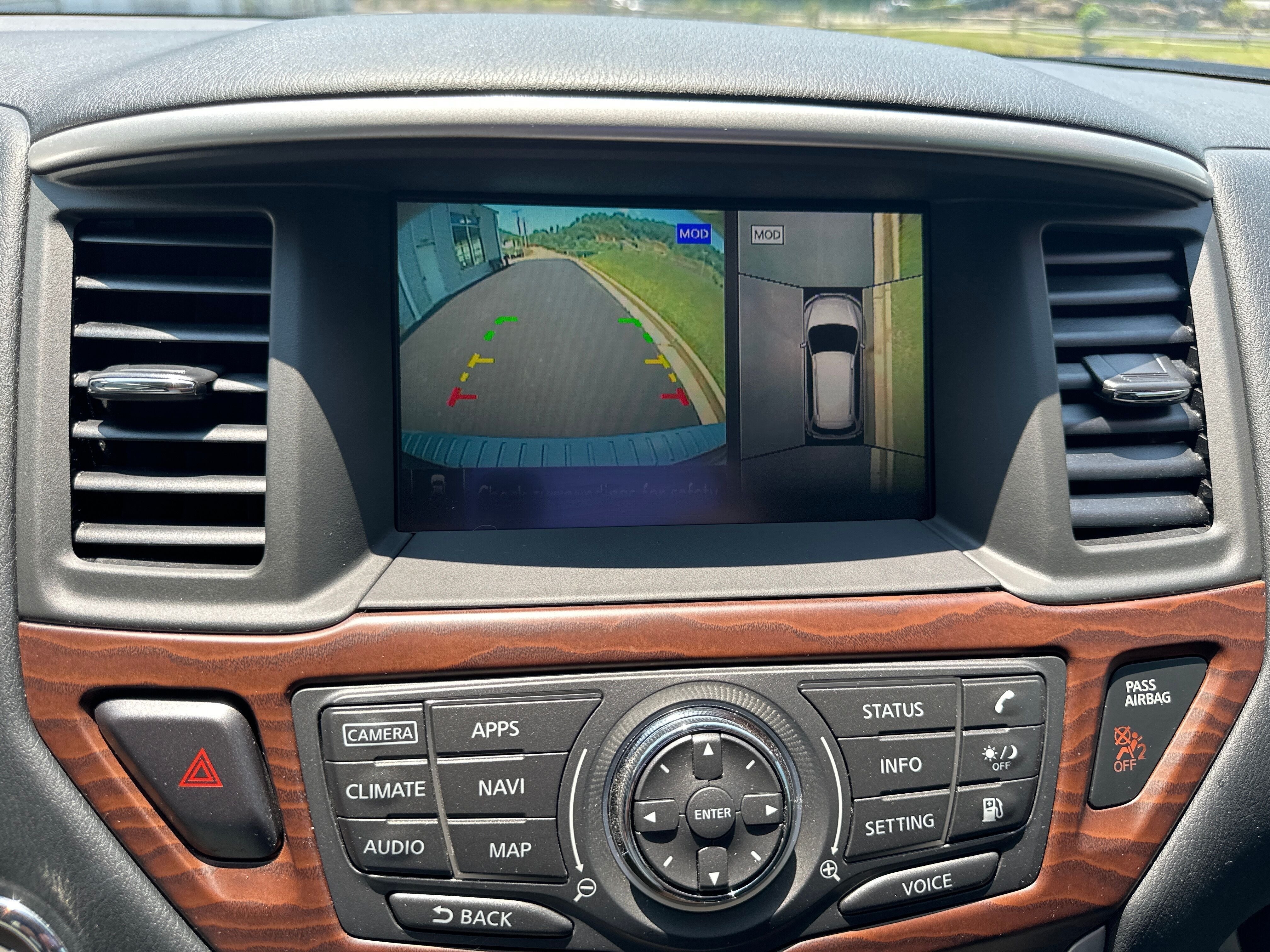 2020 Nissan Pathfinder Platinum