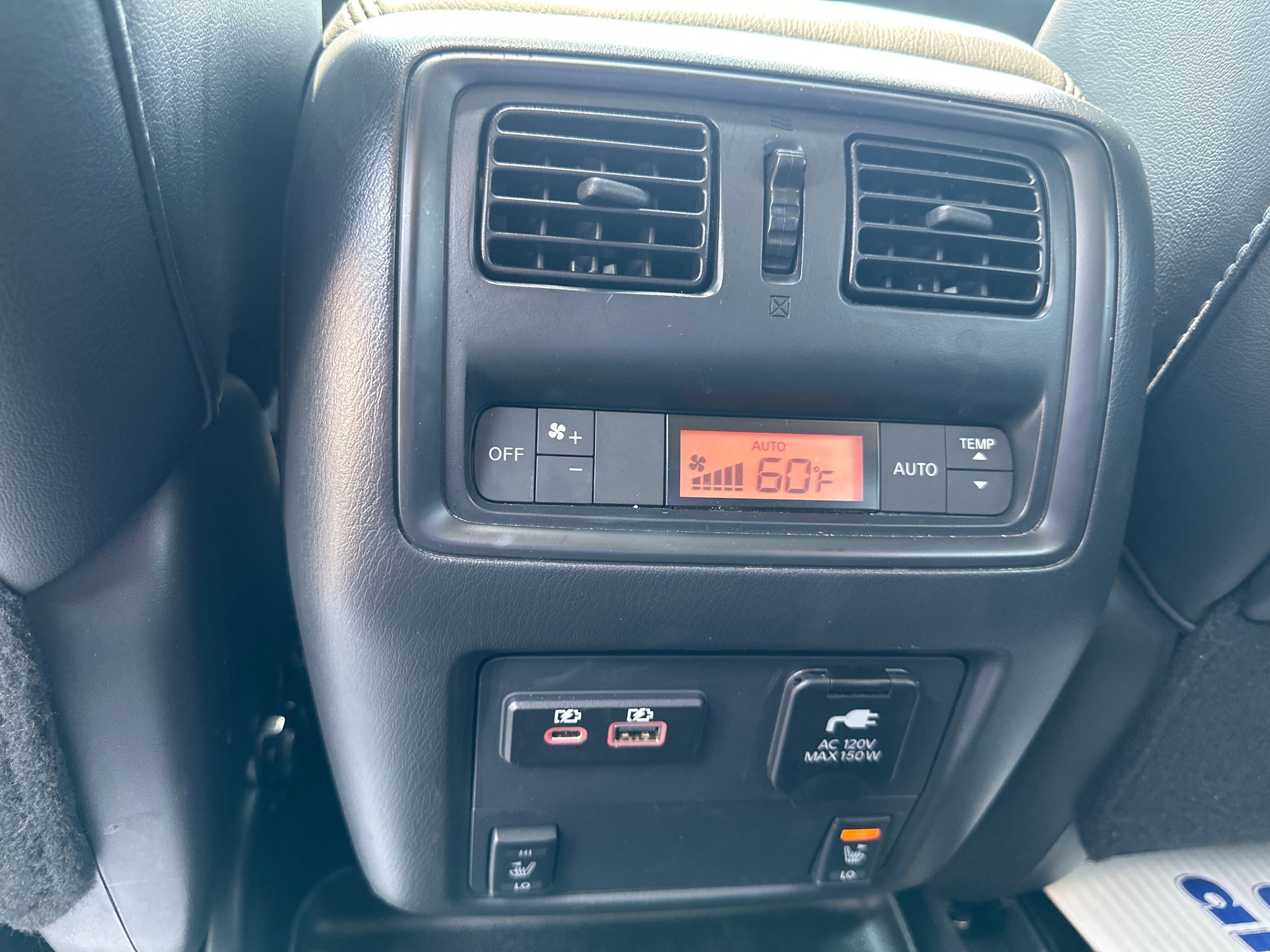 2020 Nissan Pathfinder Platinum