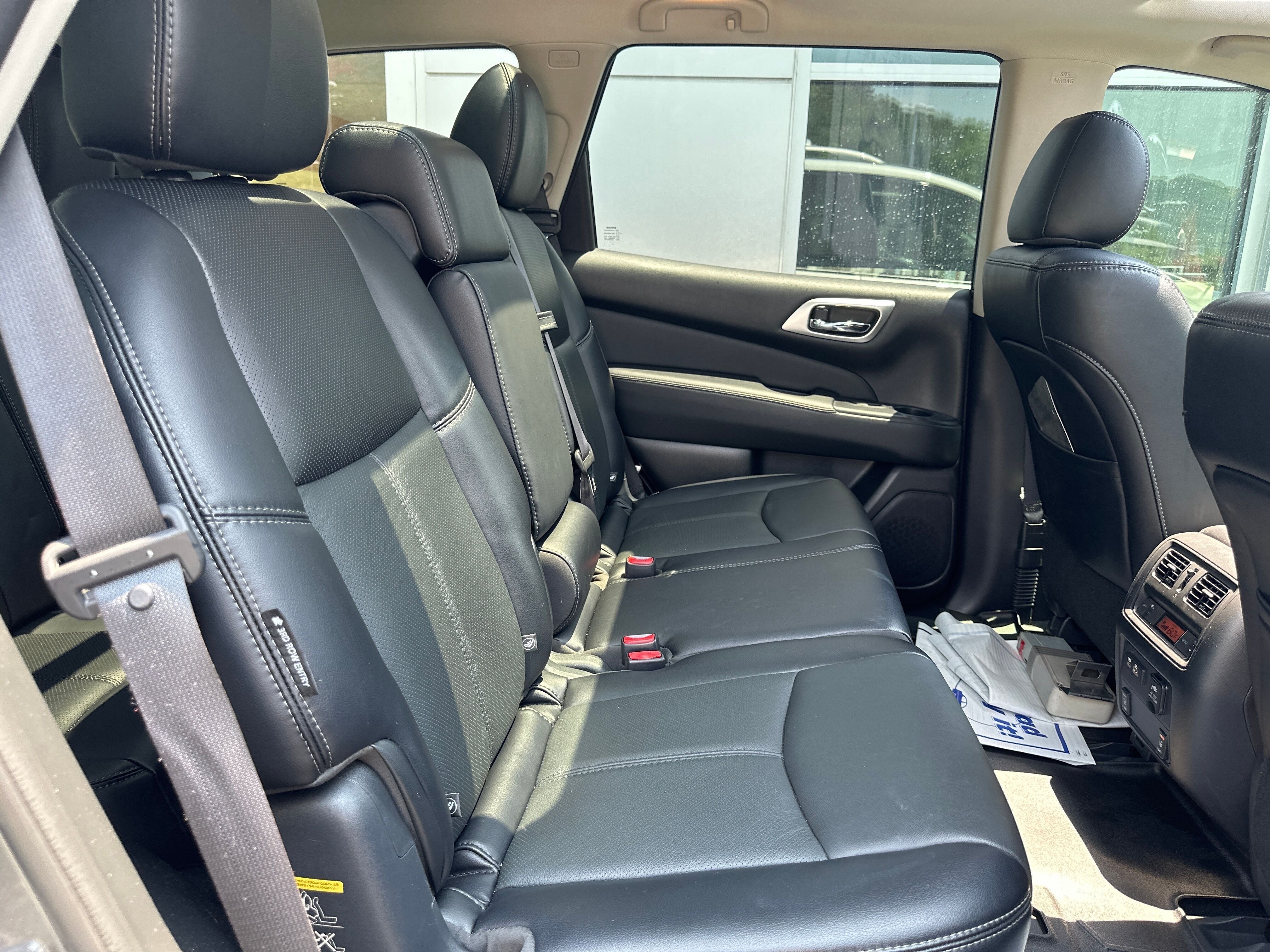 2020 Nissan Pathfinder Platinum