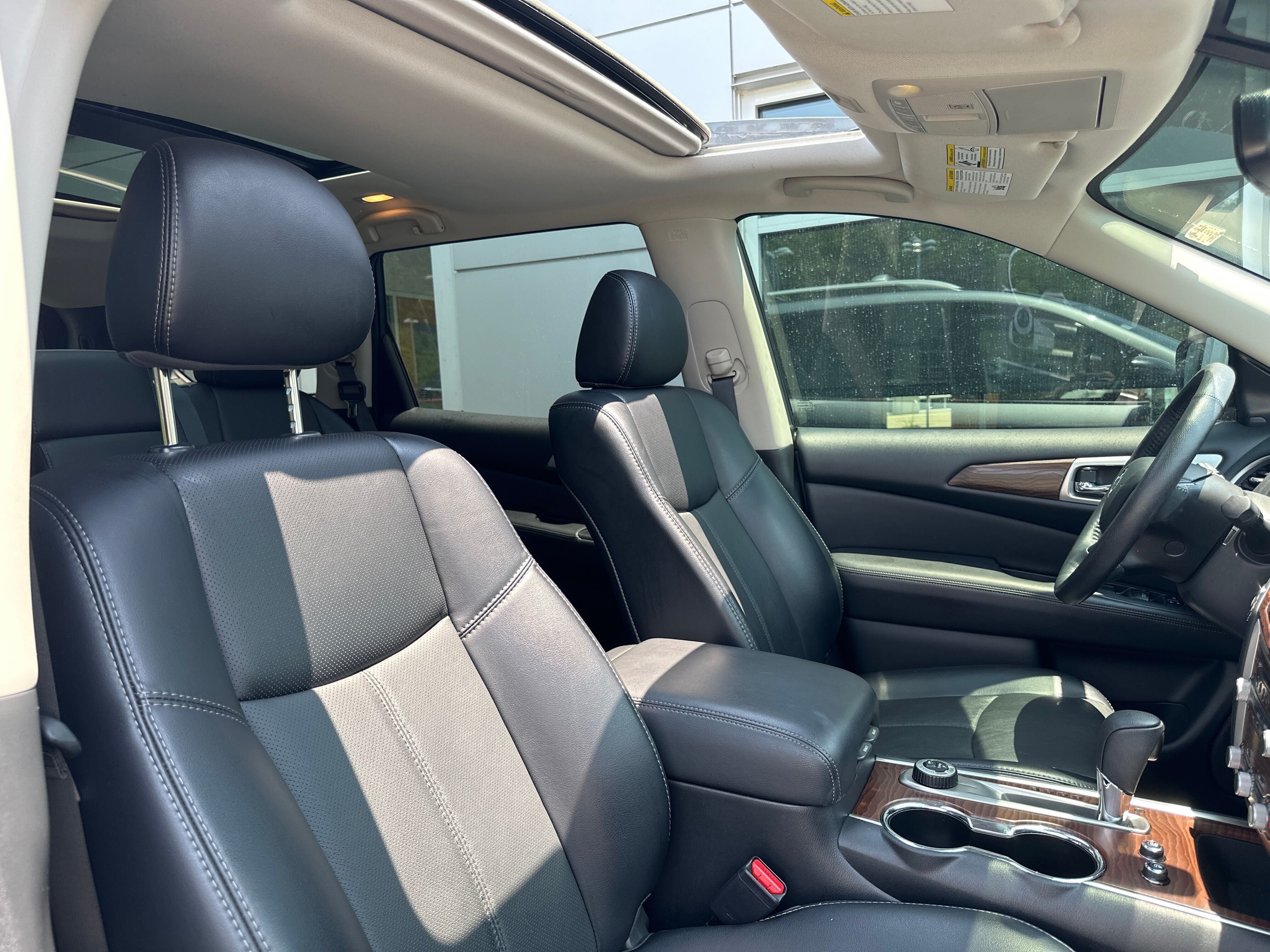 2020 Nissan Pathfinder Platinum