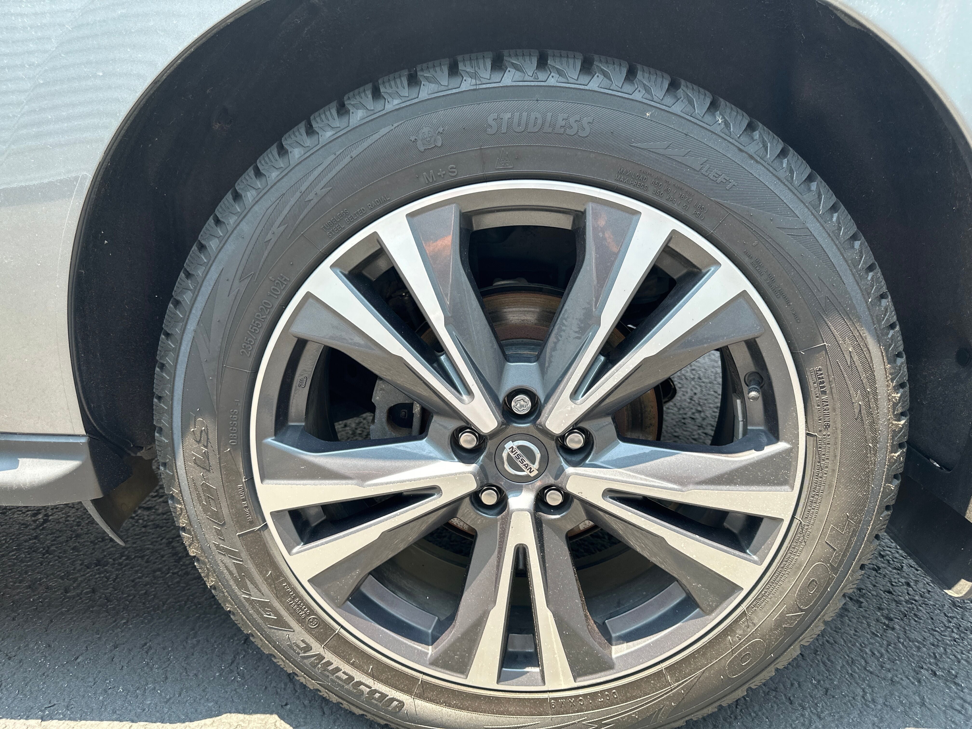 2020 Nissan Pathfinder Platinum