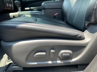 2020 Nissan Pathfinder Platinum