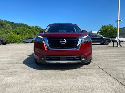 2022 Nissan Pathfinder SL