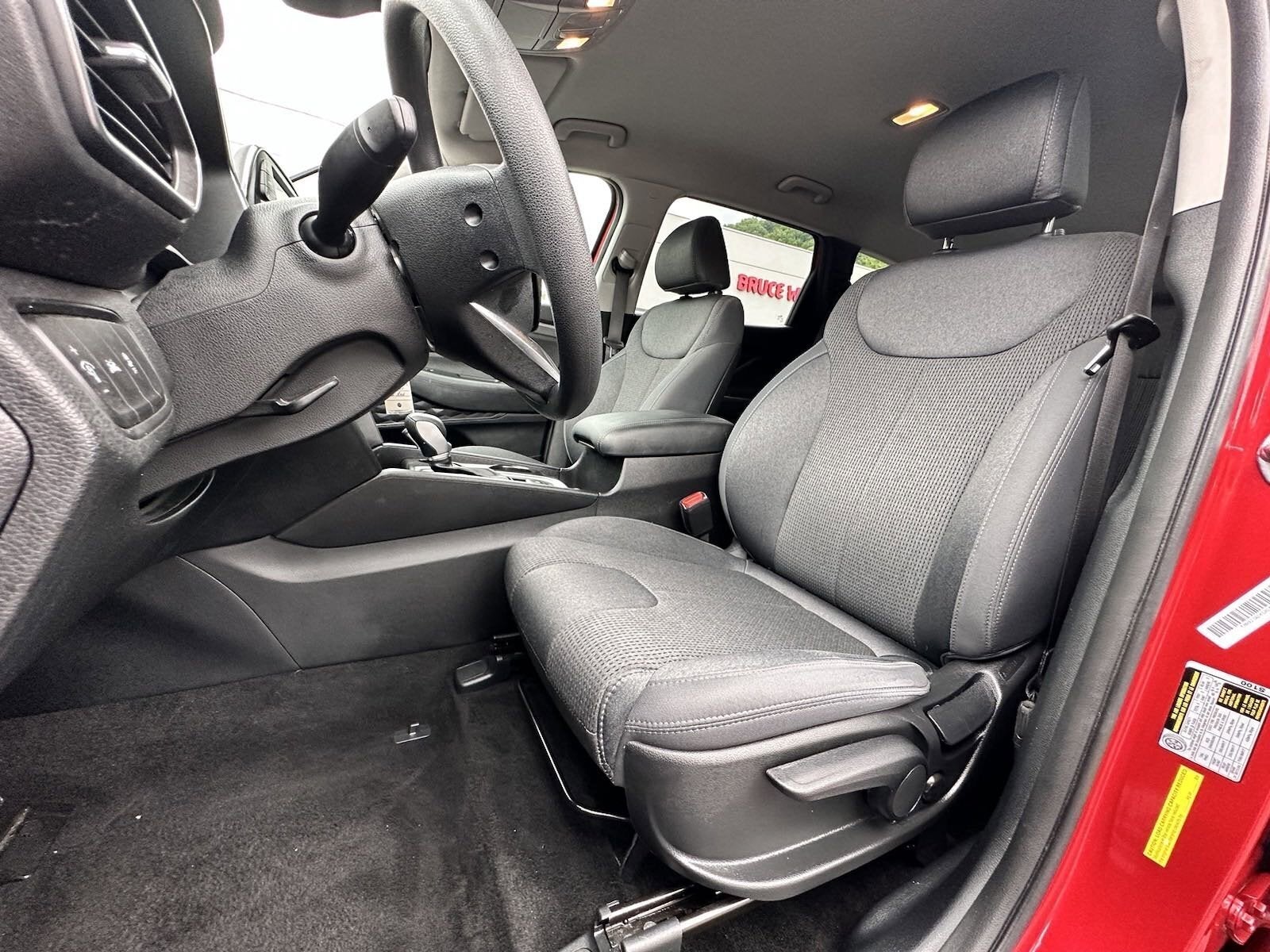 2020 Hyundai SANTA FE SE