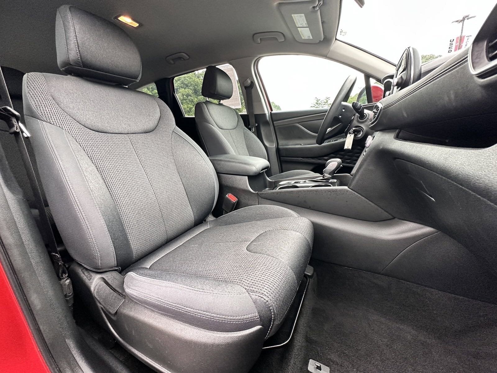 2020 Hyundai SANTA FE SE