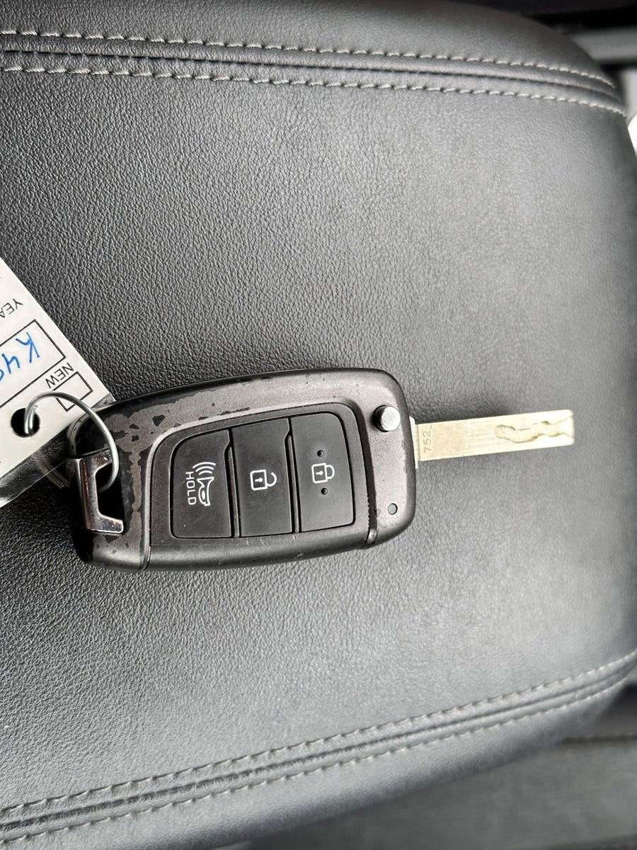 2020 Hyundai SANTA FE SE