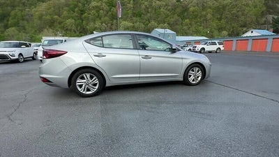 2020 Hyundai ELANTRA Base