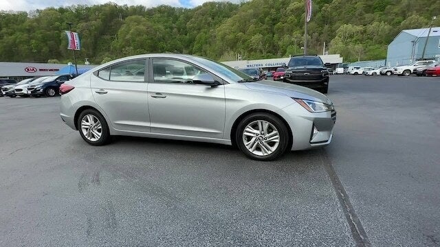 2020 Hyundai ELANTRA Base