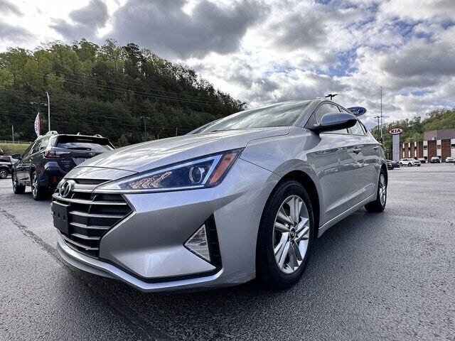 2020 Hyundai ELANTRA Base