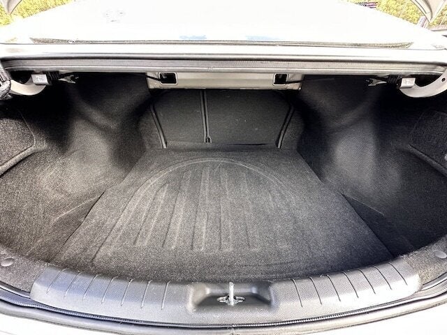 2020 Hyundai ELANTRA Base