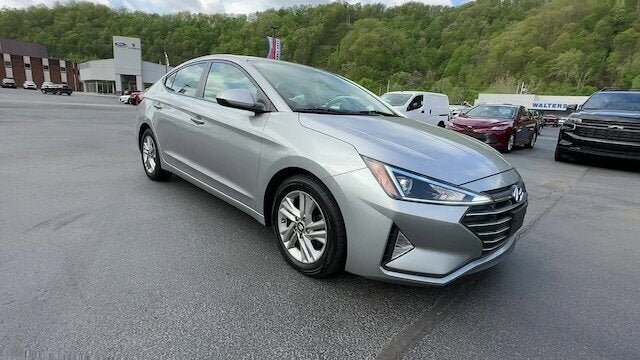 2020 Hyundai ELANTRA Base