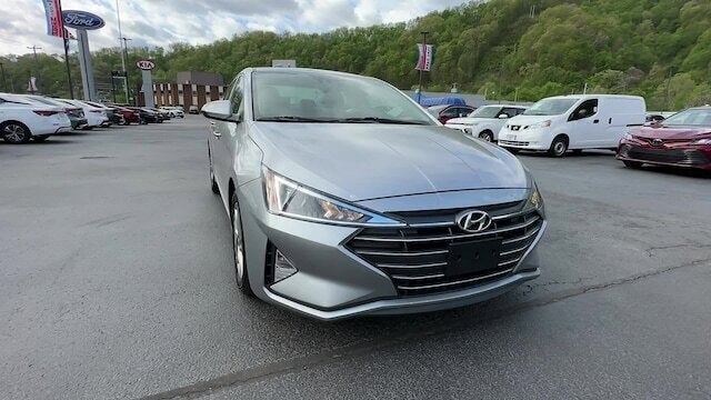 2020 Hyundai ELANTRA Base