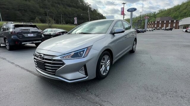 2020 Hyundai ELANTRA Base
