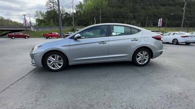 2020 Hyundai ELANTRA Base