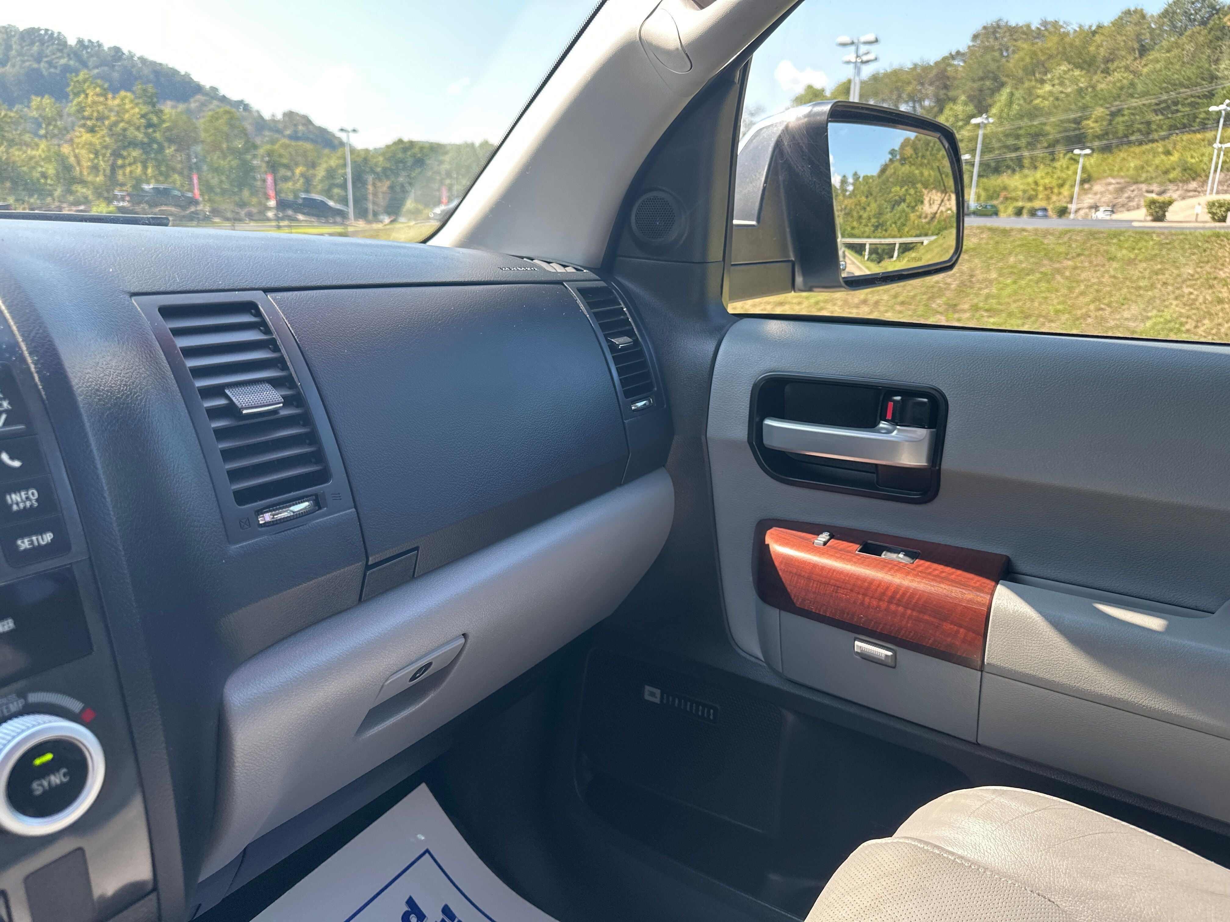 2013 Toyota Sequoia Platinum