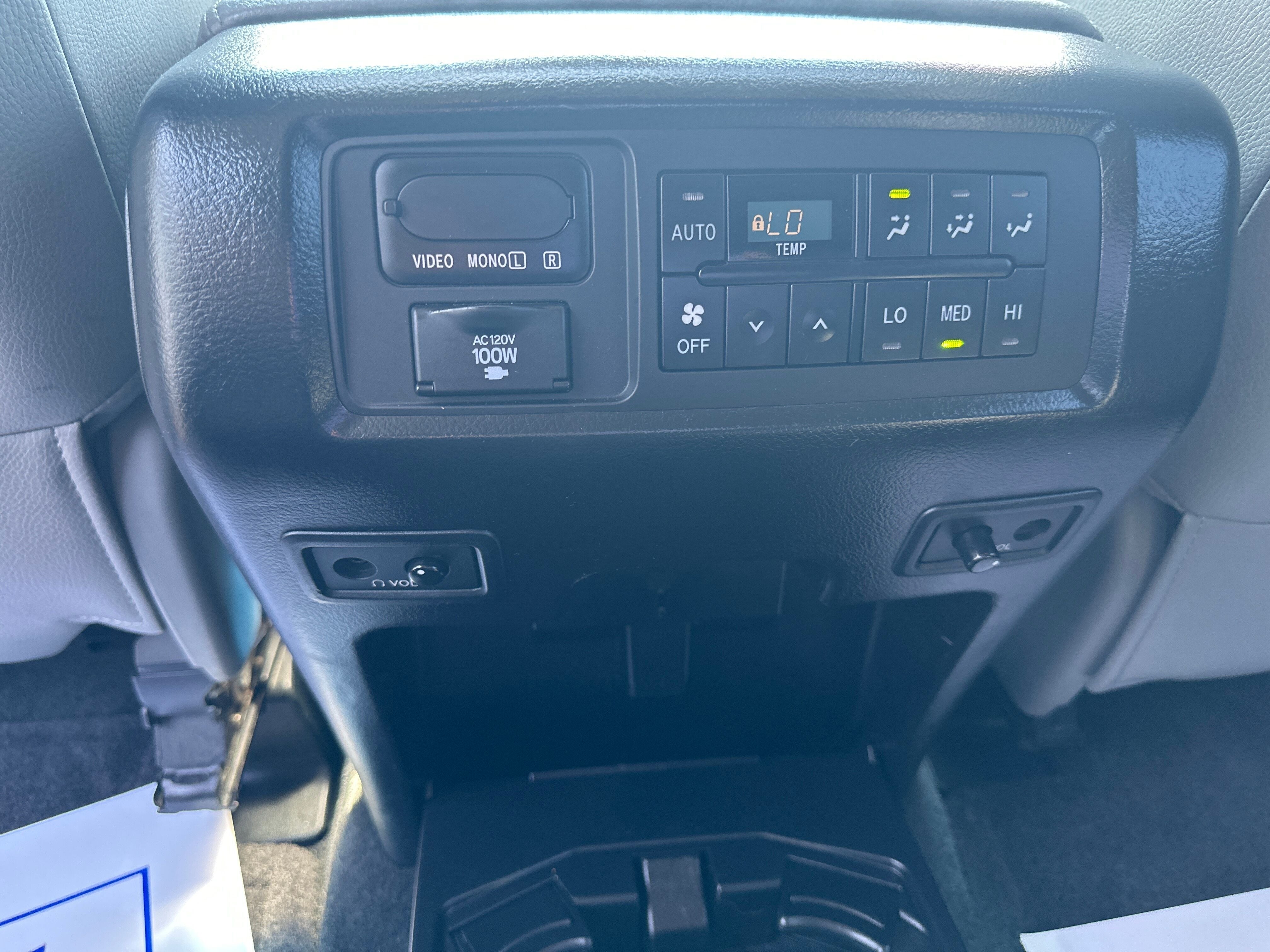 2013 Toyota Sequoia Platinum