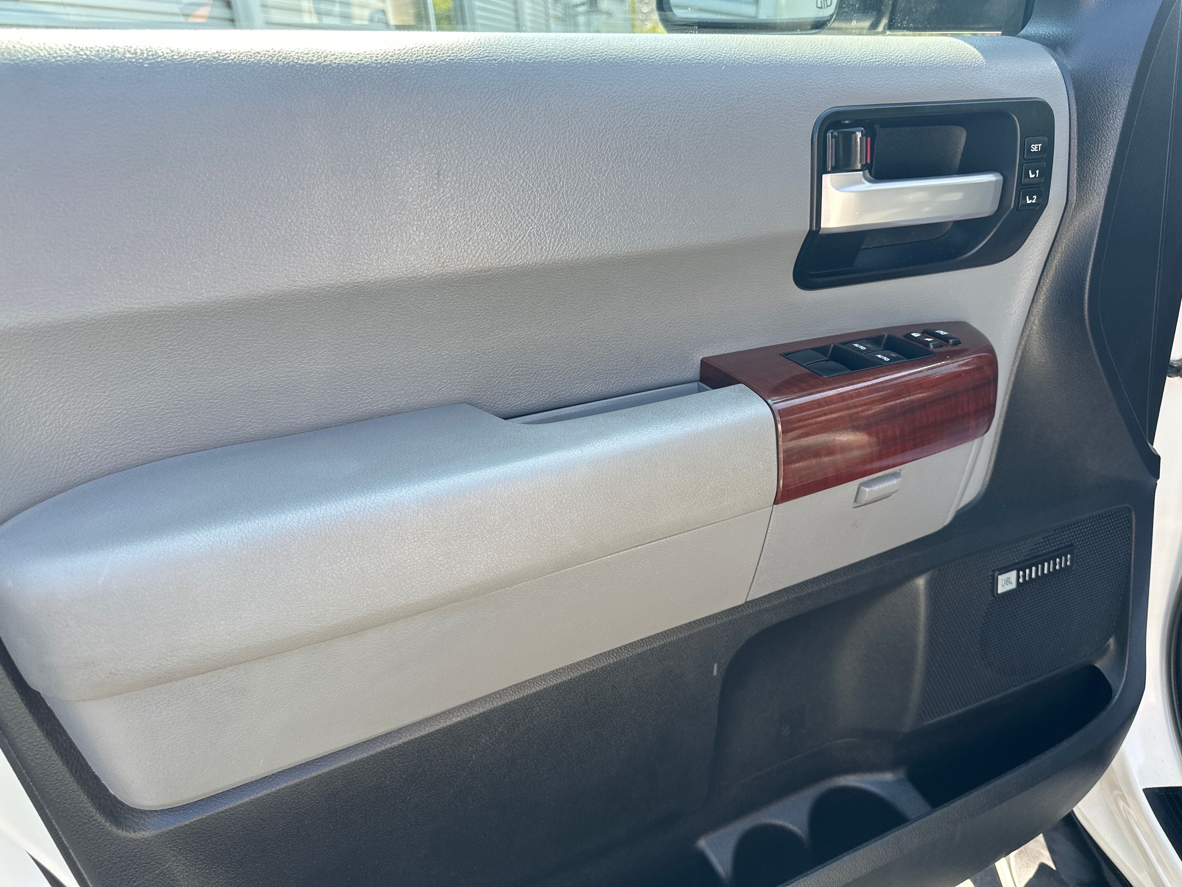 2013 Toyota Sequoia Platinum