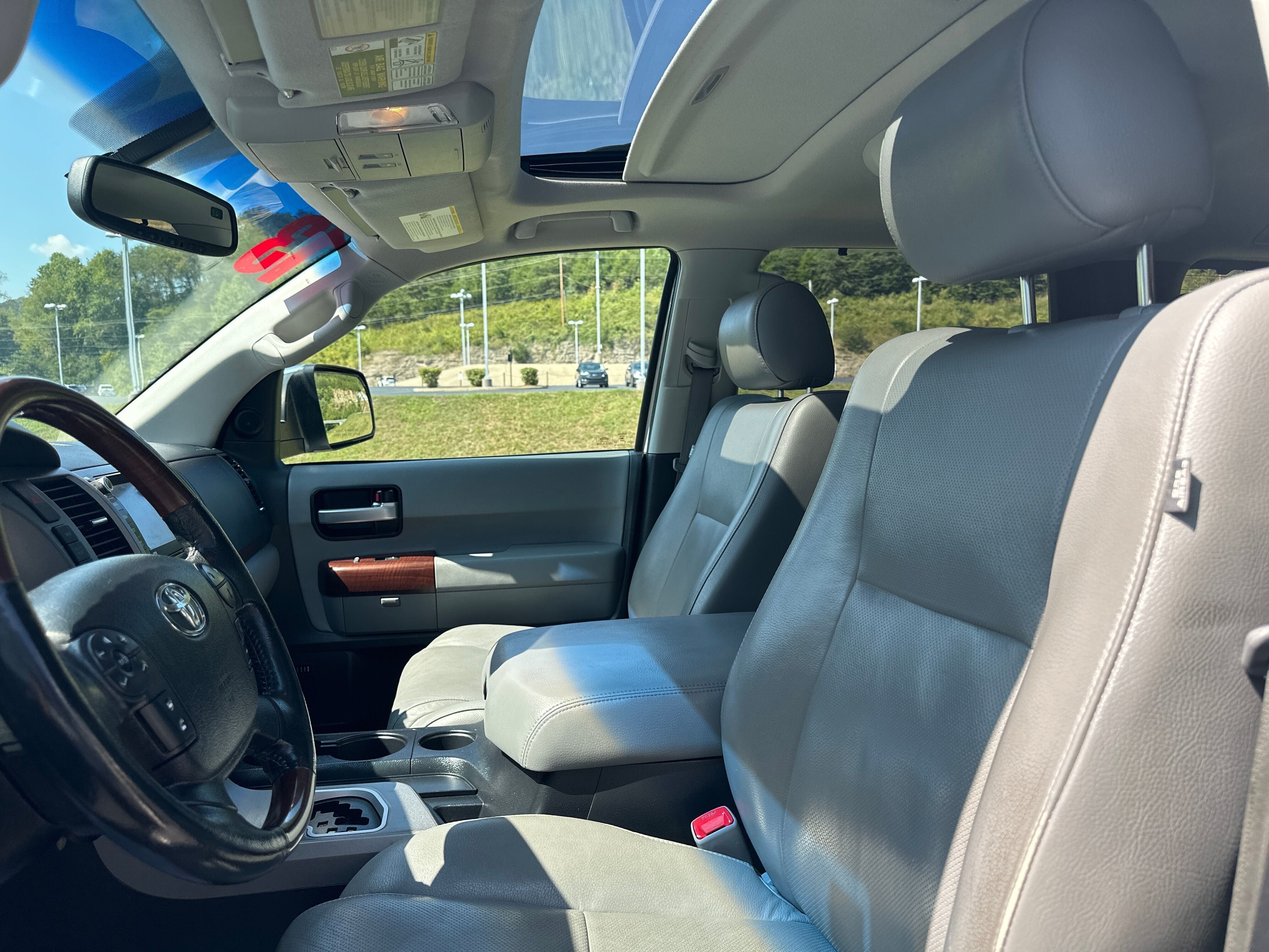 2013 Toyota Sequoia Platinum