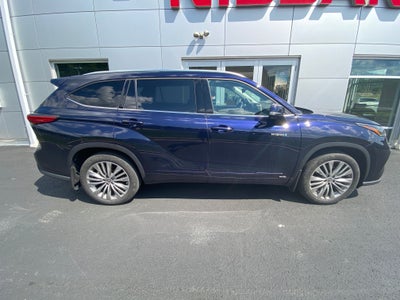 2021 Toyota Highlander Hybrid Platinum