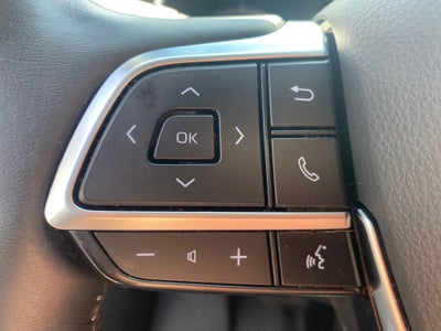 2021 Toyota Highlander Hybrid Platinum