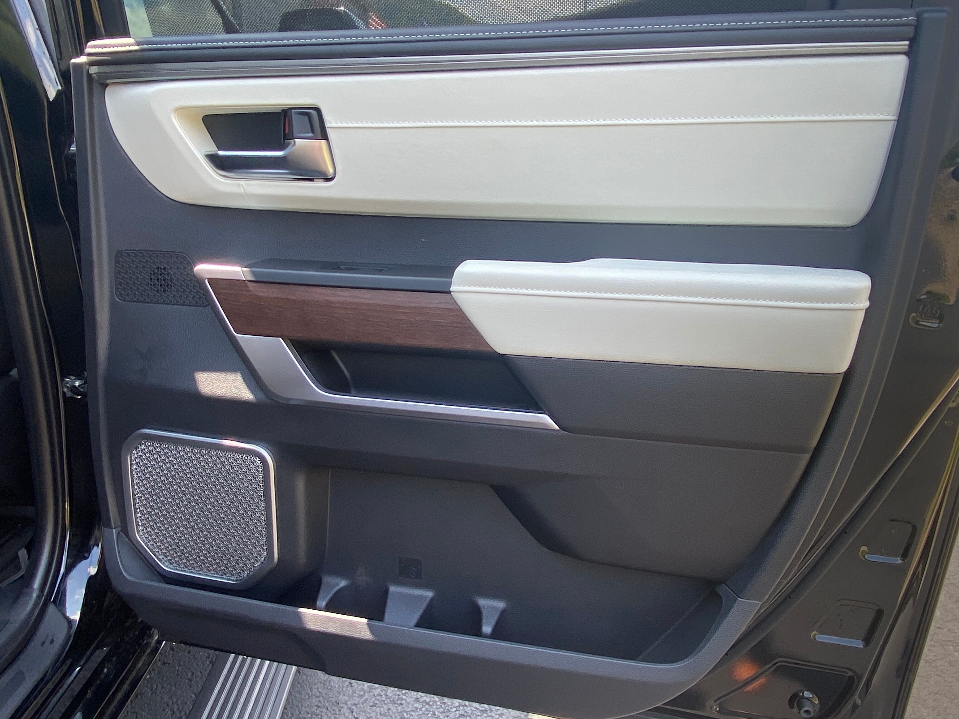 2022 Toyota Tundra Capstone Hybrid