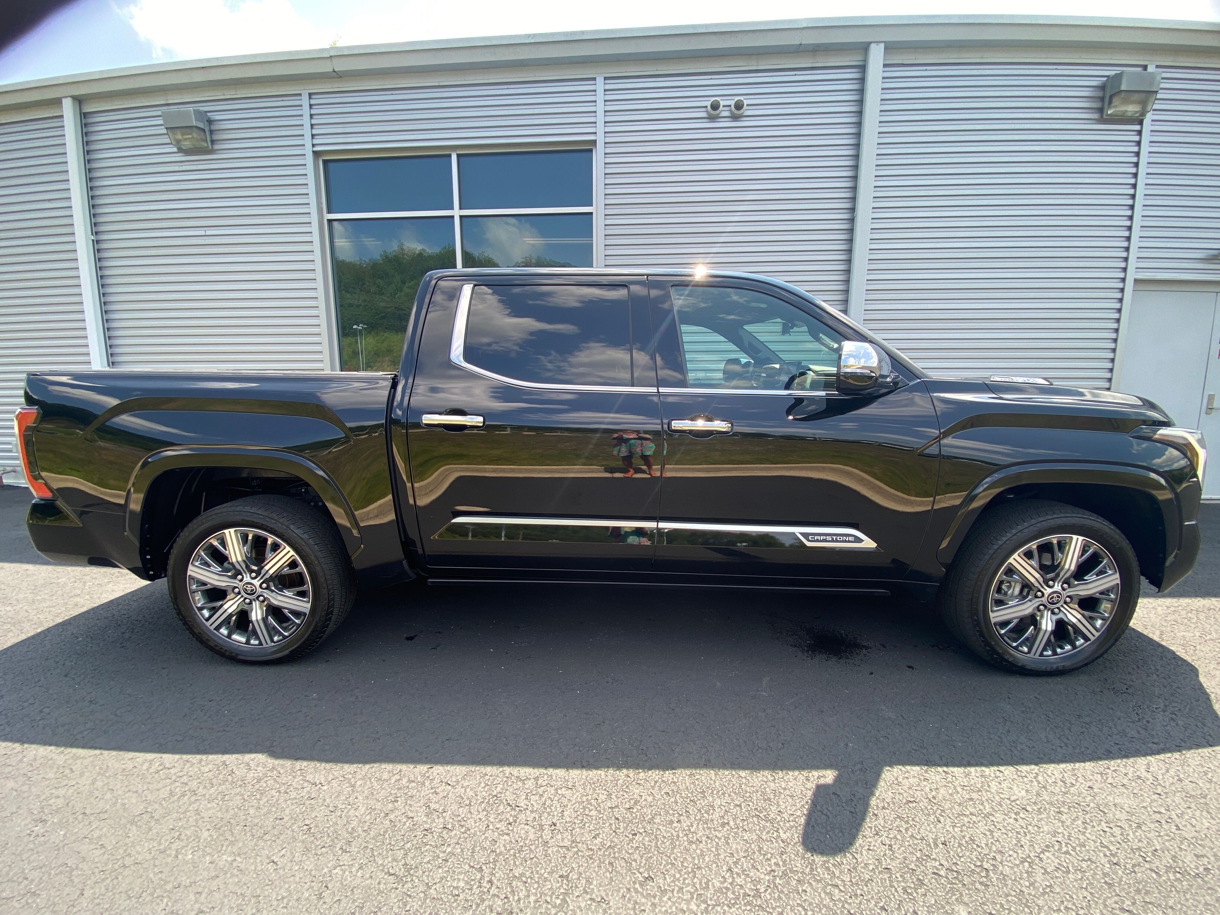 2022 Toyota Tundra Capstone Hybrid