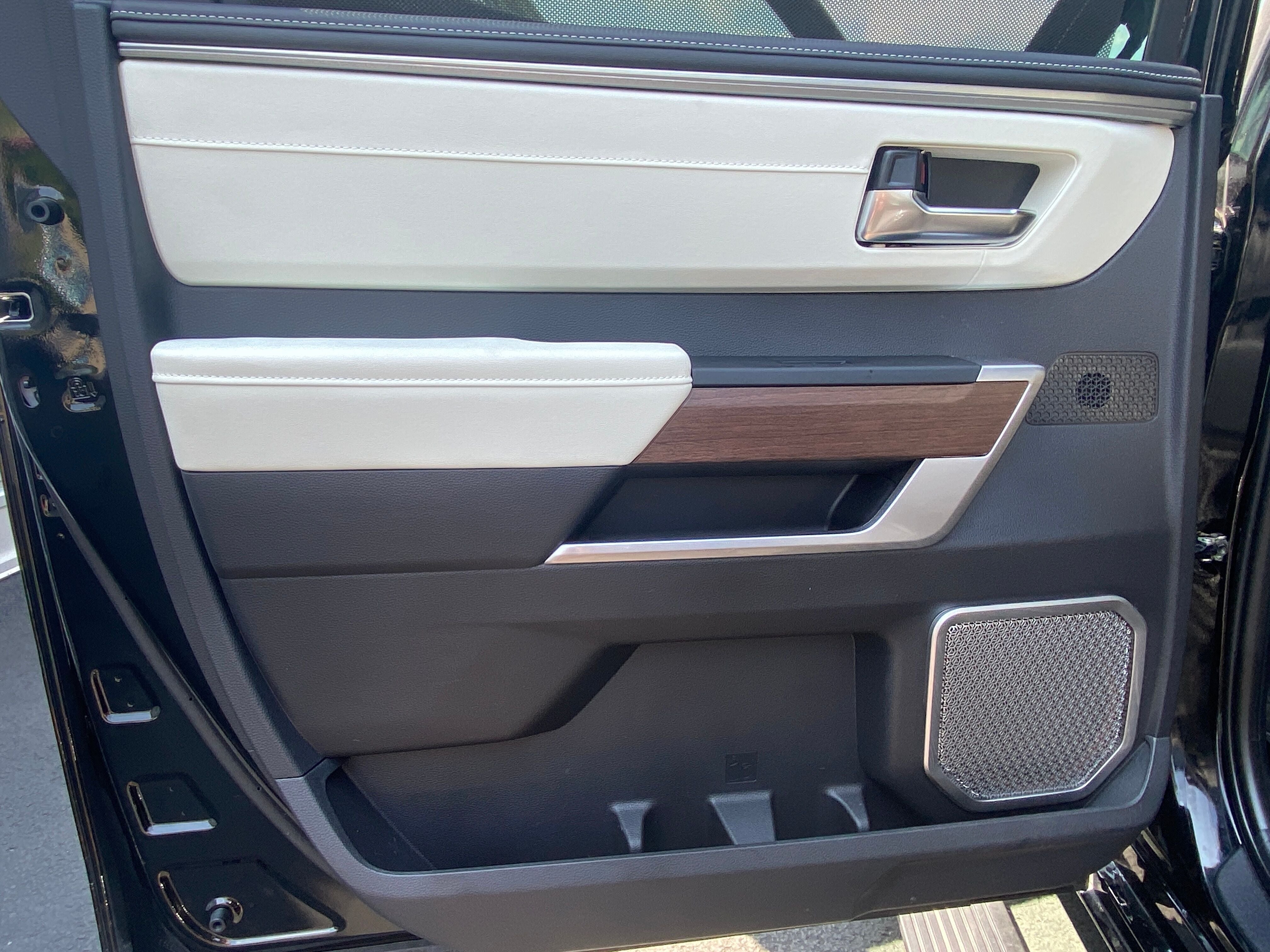 2022 Toyota Tundra Capstone Hybrid