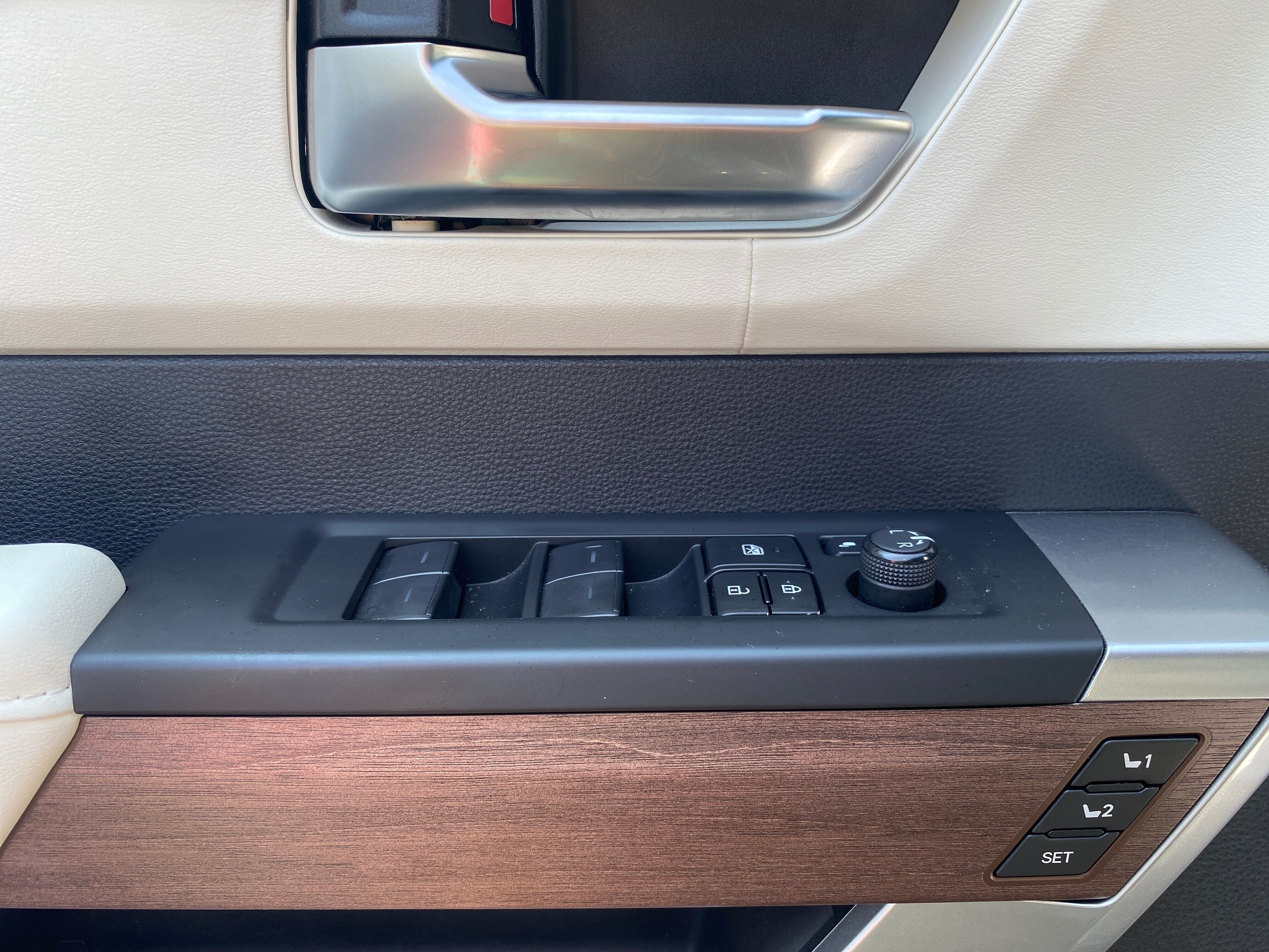 2022 Toyota Tundra Capstone Hybrid