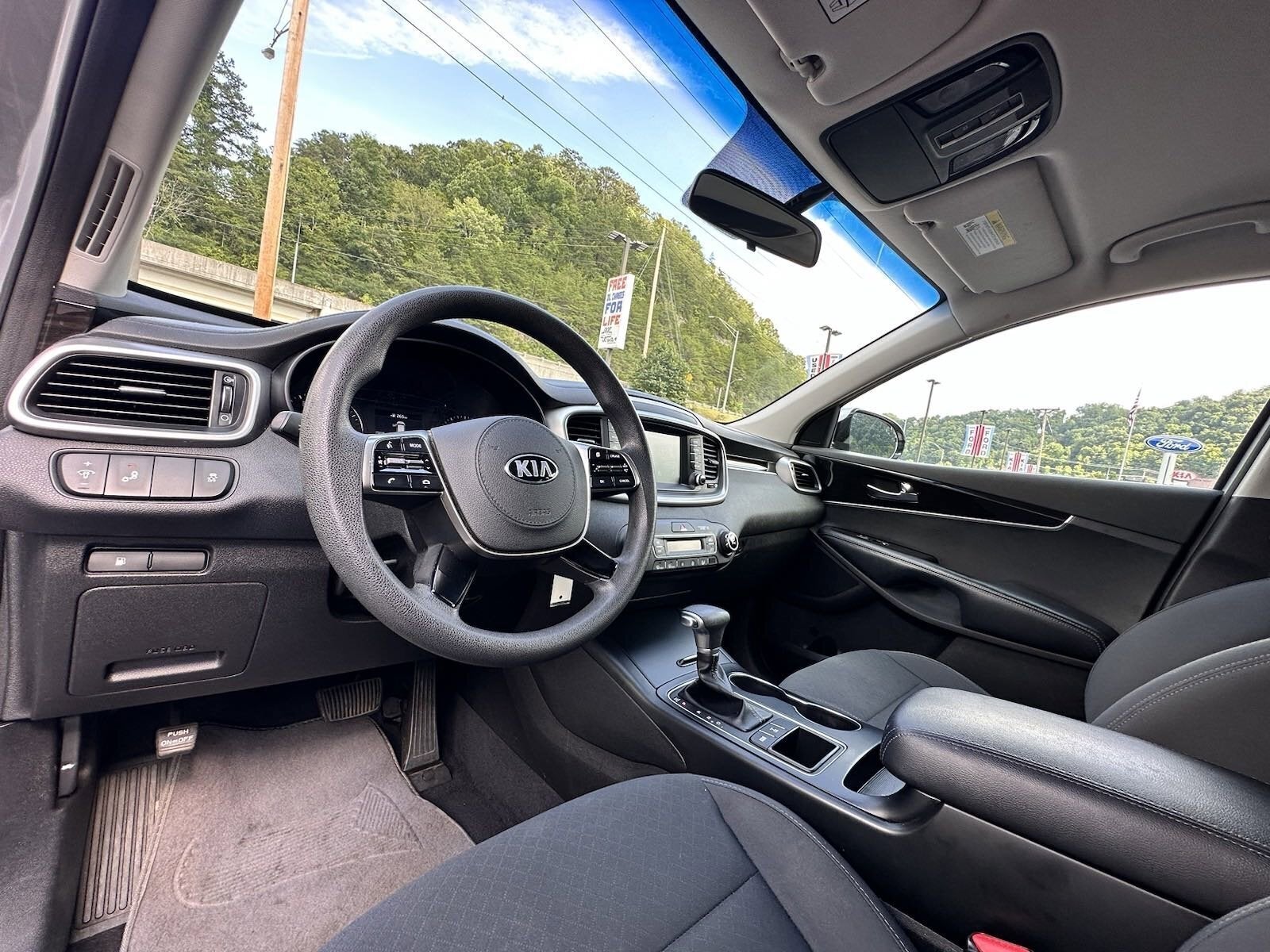 2019 Kia Sorento LX V6