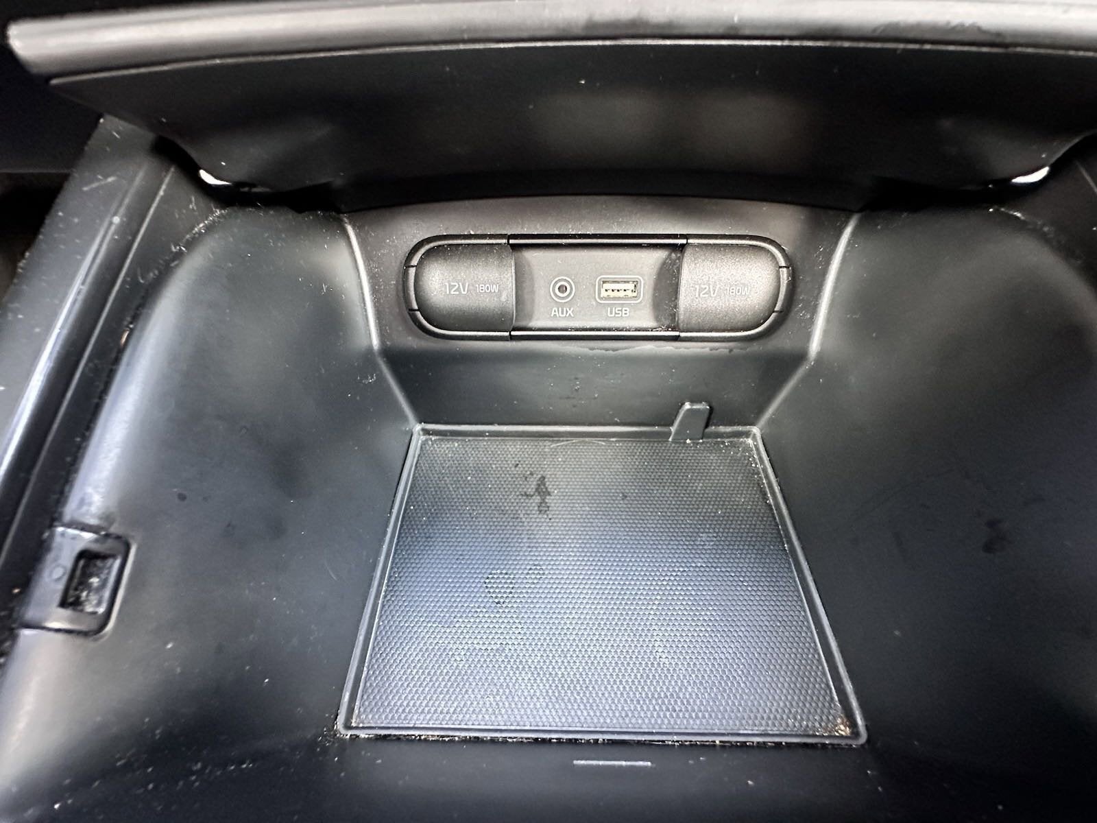 2019 Kia Sorento LX V6