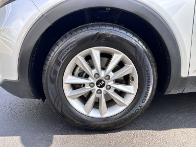 2019 Kia Sorento LX V6