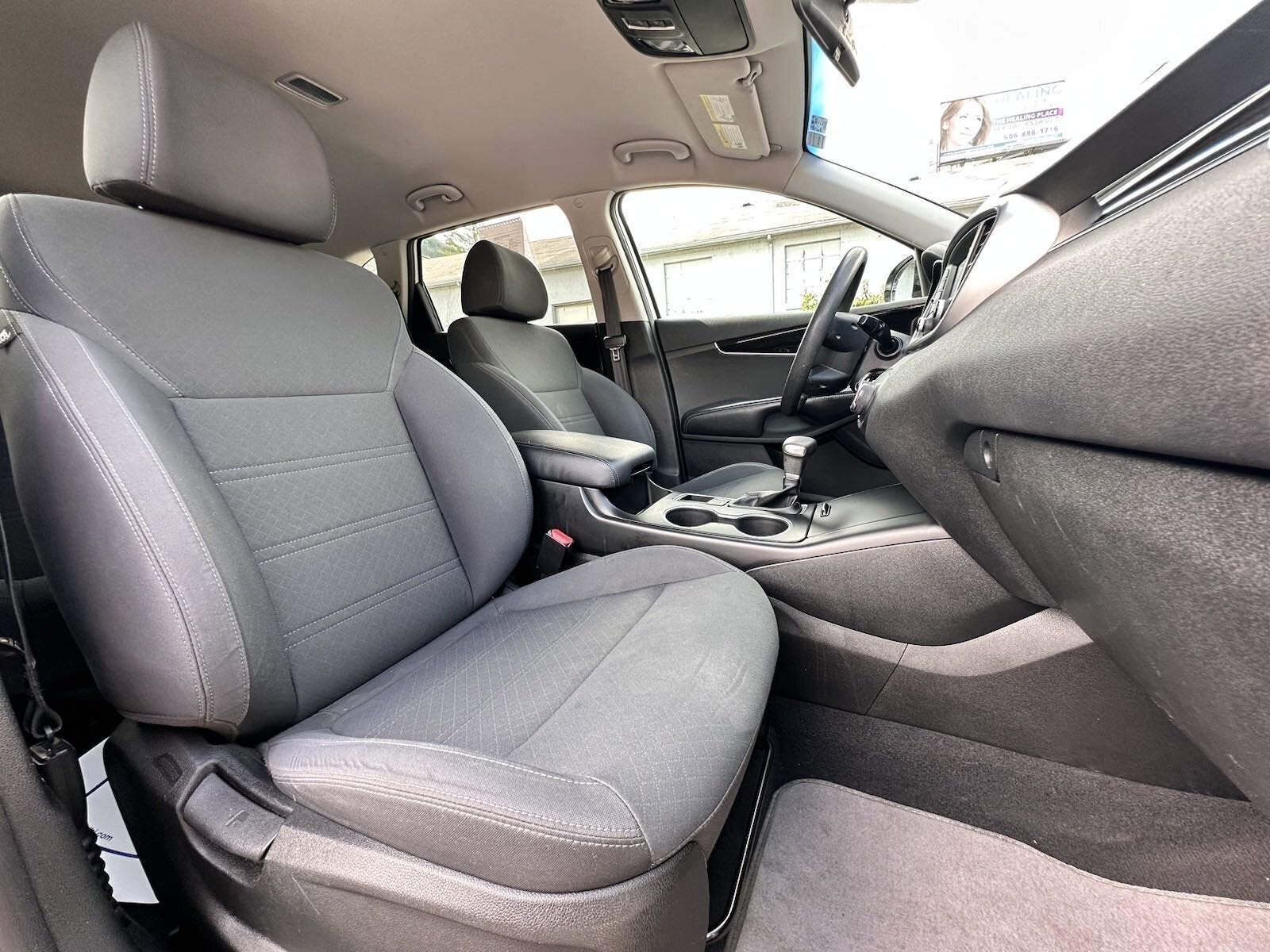 2019 Kia Sorento LX V6