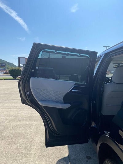 2023 Mitsubishi Outlander Base