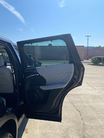 2023 Mitsubishi Outlander Base