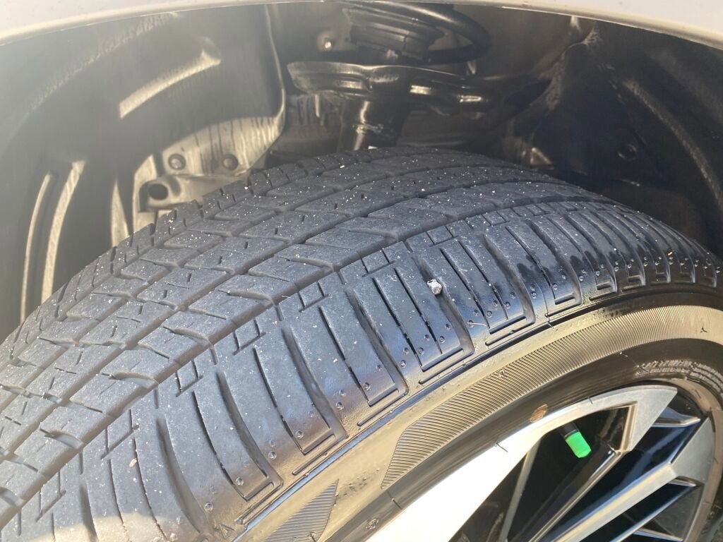 2023 Mitsubishi Outlander Base