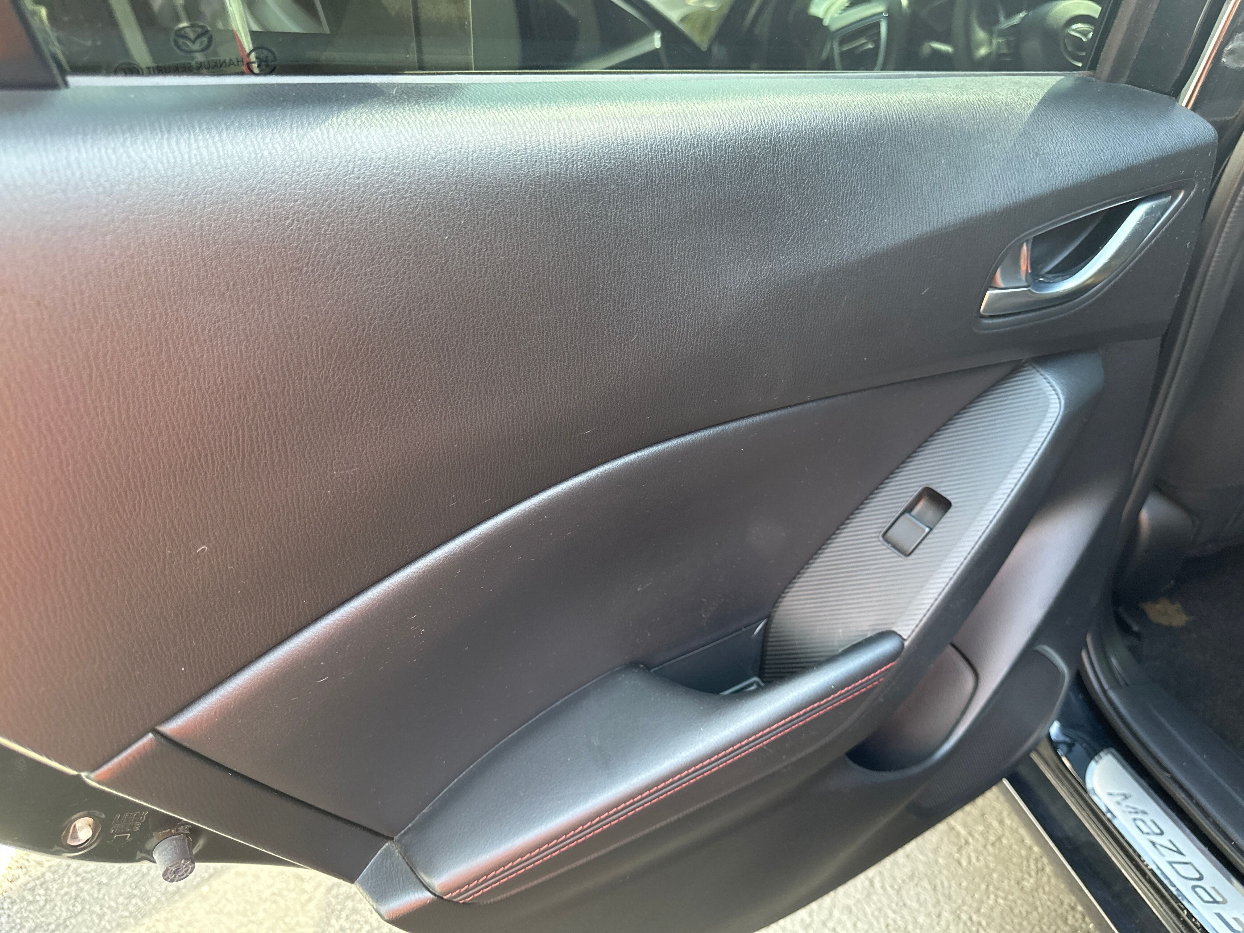 2016 Mazda Mazda3 s Grand Touring