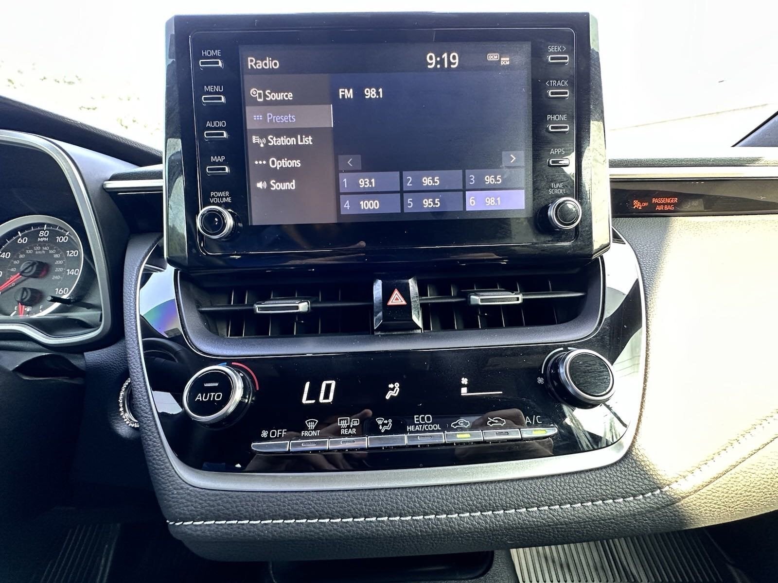 2019 Toyota Corolla Hatchback SE