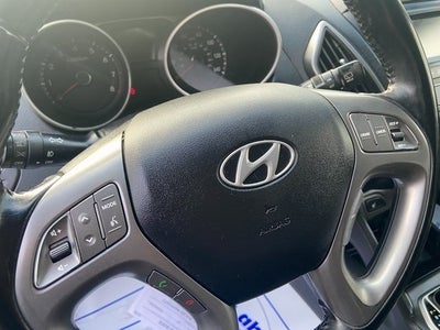 2015 Hyundai TUCSON SE