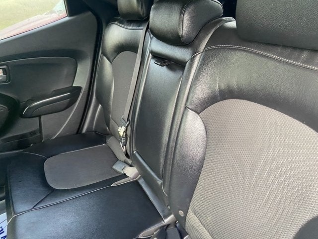 2015 Hyundai TUCSON SE