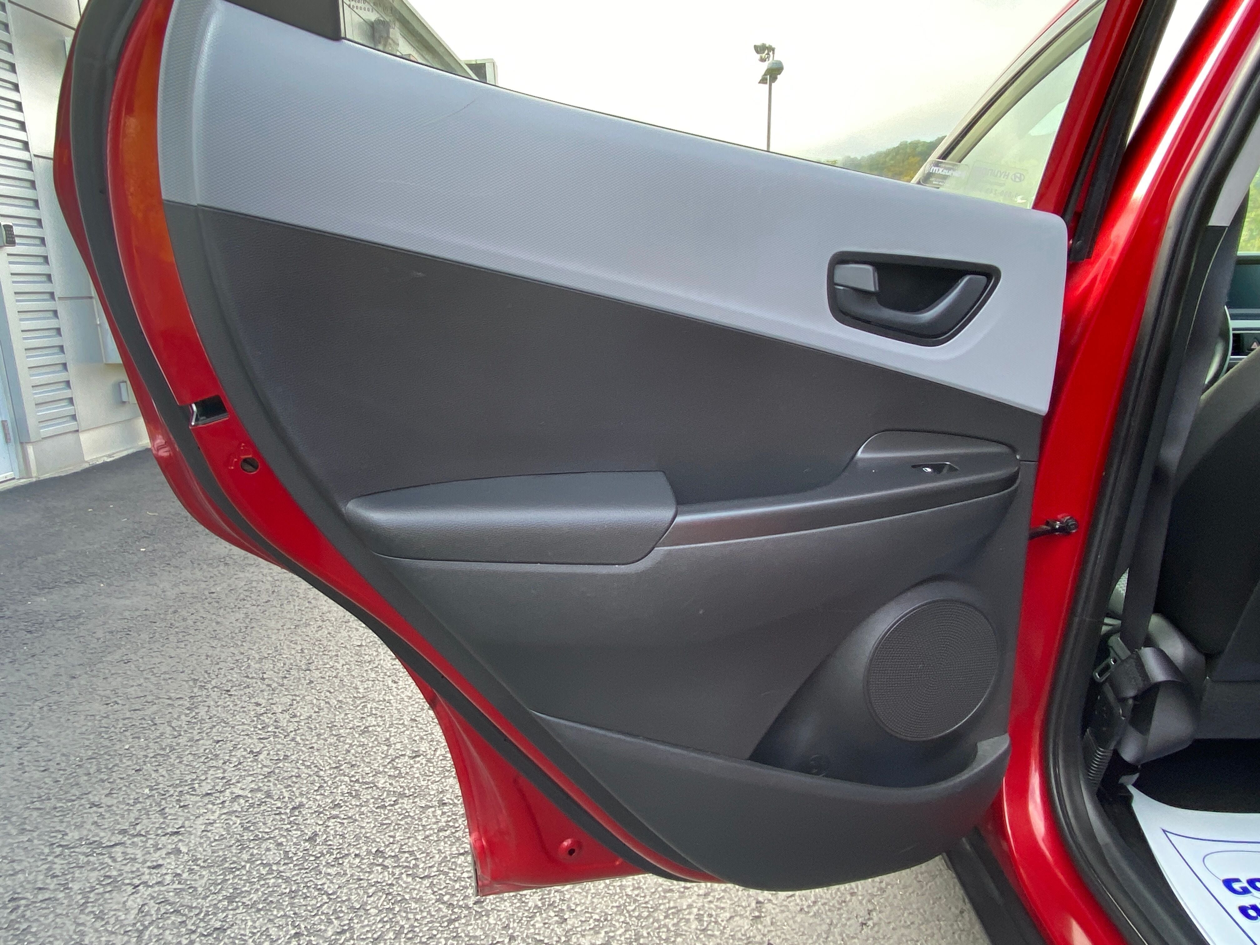 2021 Hyundai KONA SEL