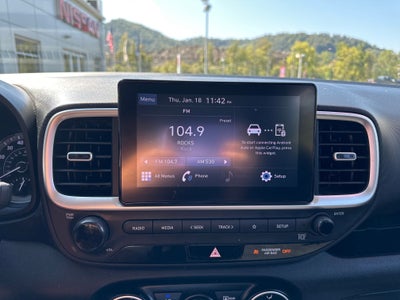 2022 Hyundai VENUE SE