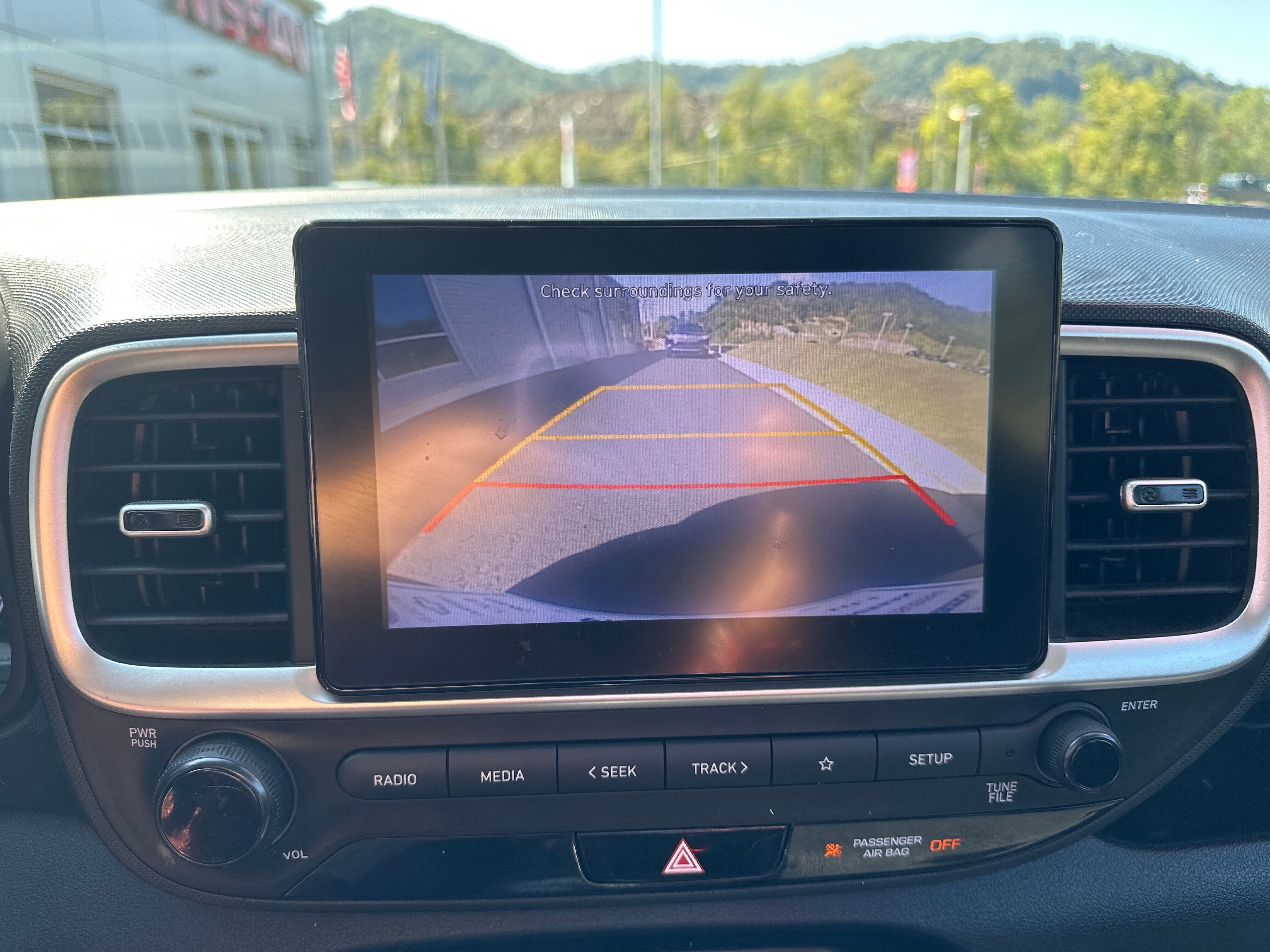 2022 Hyundai VENUE SE