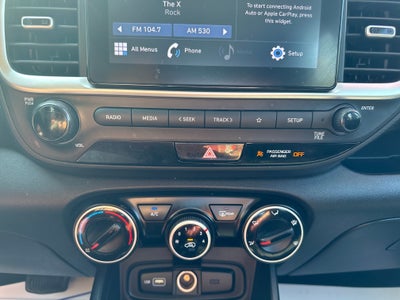 2022 Hyundai VENUE SE