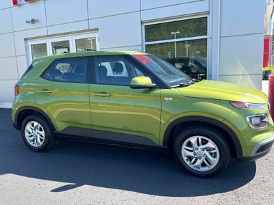 2022 Hyundai VENUE SE